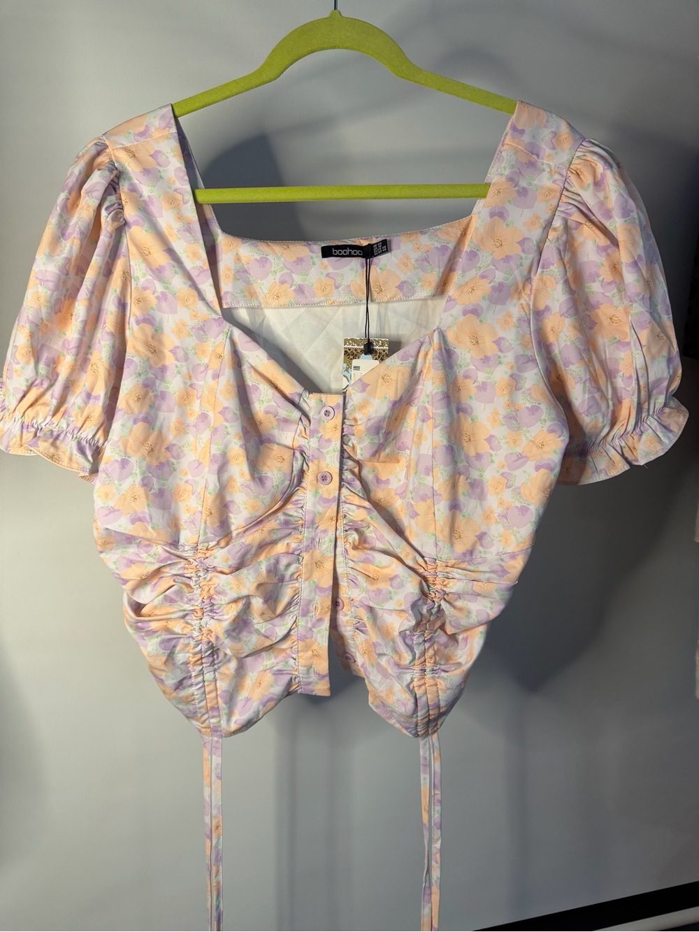 Boohoo Pastel Floral Ruched Tie-Front Crop Top - Pink & Lavender